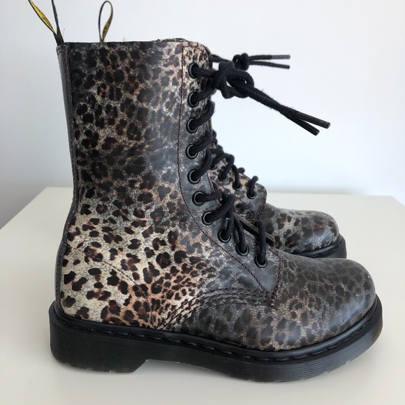 dr martens animal print